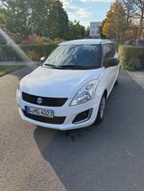 Suzuki Swift 1.2 Comfort Comfort - Suzuki Swift Gebrauchtwagen in Berlin