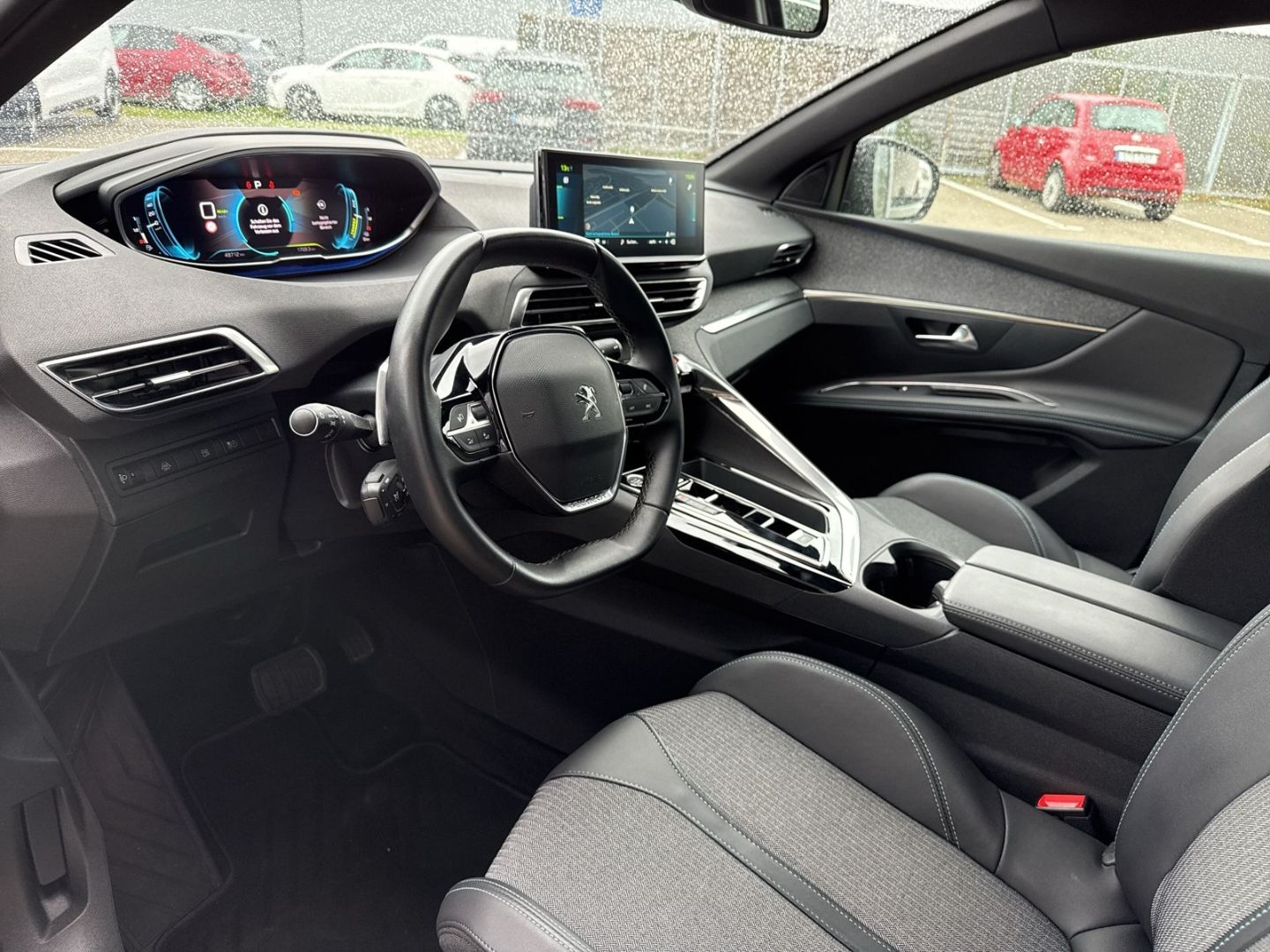 Fahrzeugabbildung Peugeot 3008 Hybrid 225 Allure Pack Navi Digitales Cockp