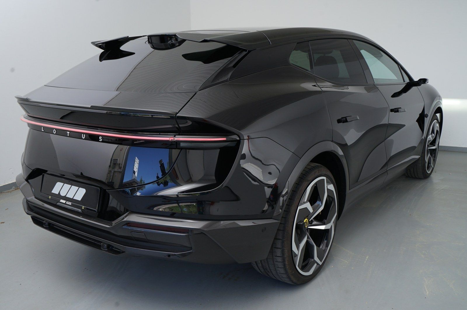 Lotus Eletre R (Navi HUD ACC Leder Shz PDC MFL) imagem 2