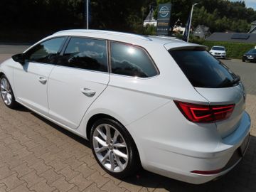 Fotografie 6 des Seat Leon ST FR 1.5 6-G AHK Pano Navi 18`