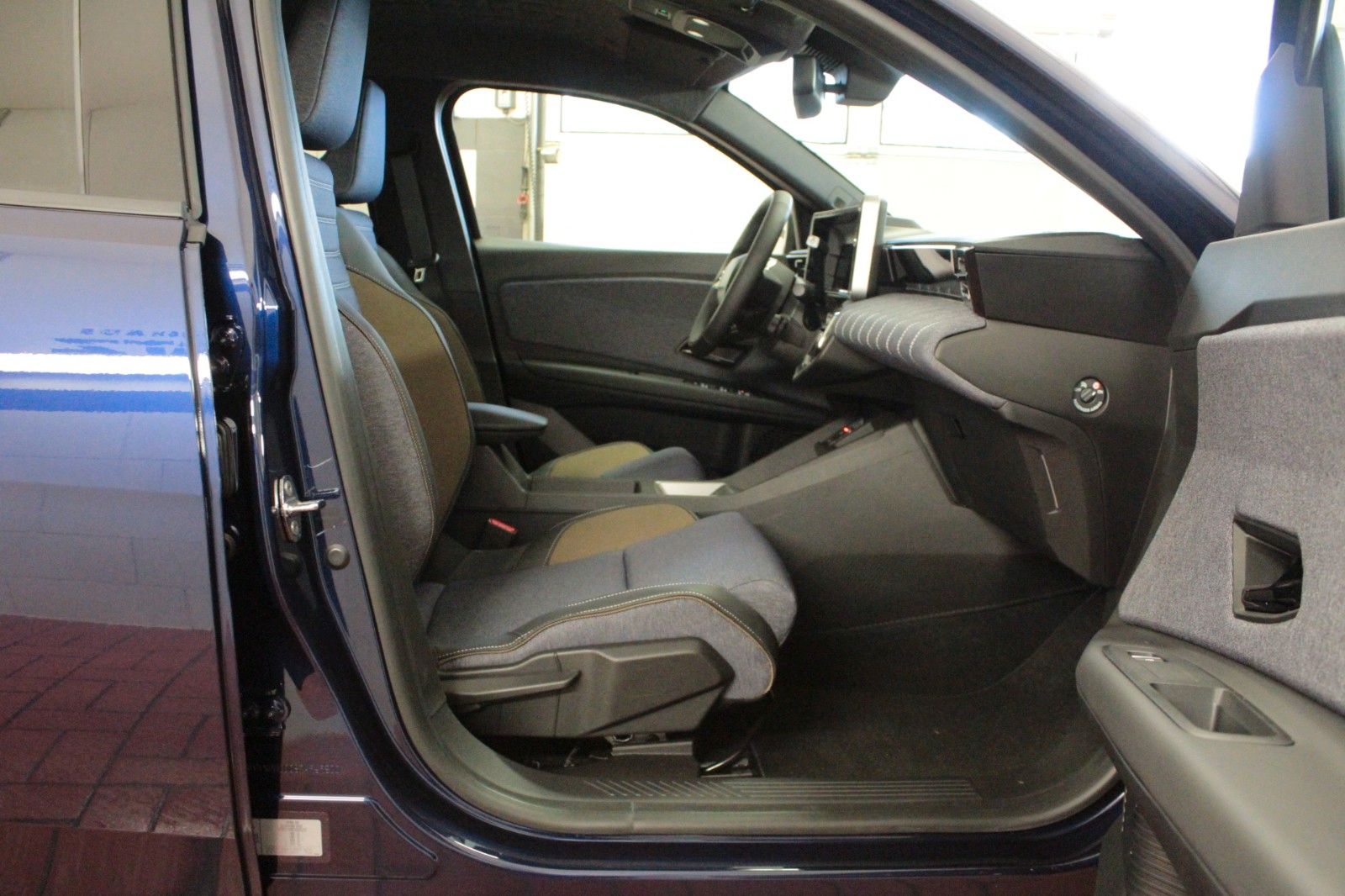 Fahrzeugabbildung Renault R 5  E-Tech Techno 120 Urban Range *Winterpaket*