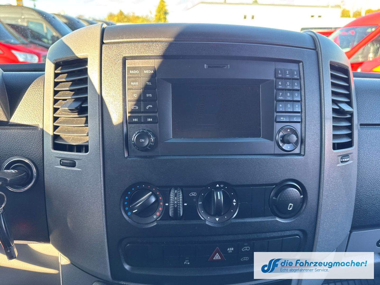 Fahrzeugabbildung Mercedes-Benz Sprinter II Kasten 316 Extra Lang XXL CDI Navi R