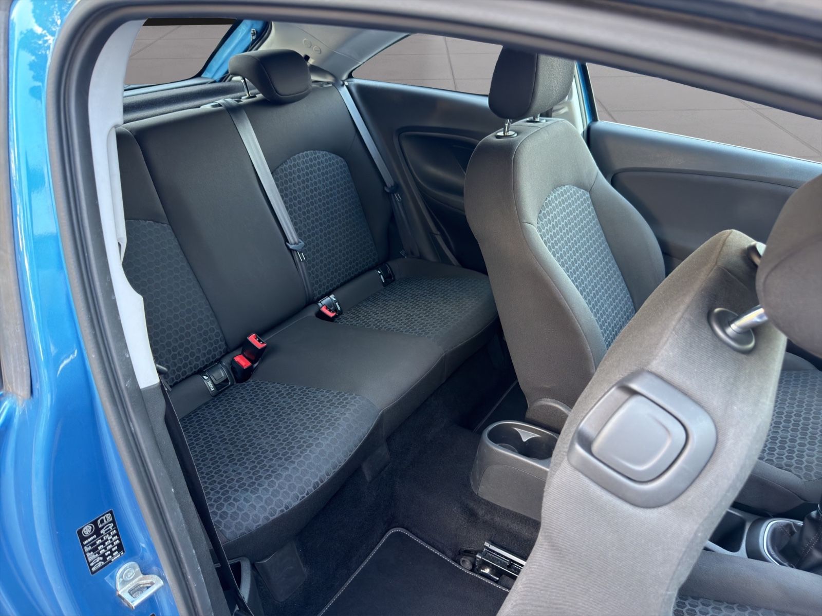 Fahrzeugabbildung Opel Corsa E Edition | 2.Hand | Sitzheiz* | 1.4L |