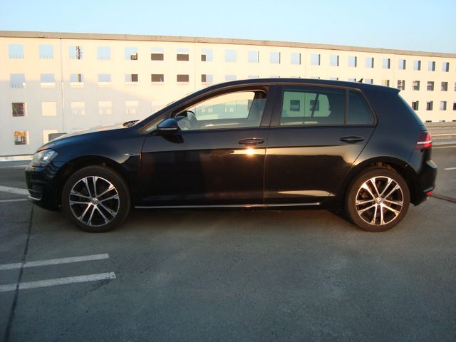 Volkswagen Golf 1.4 TSI 92kW DSG Automatik LOUNGE,55Tkm.