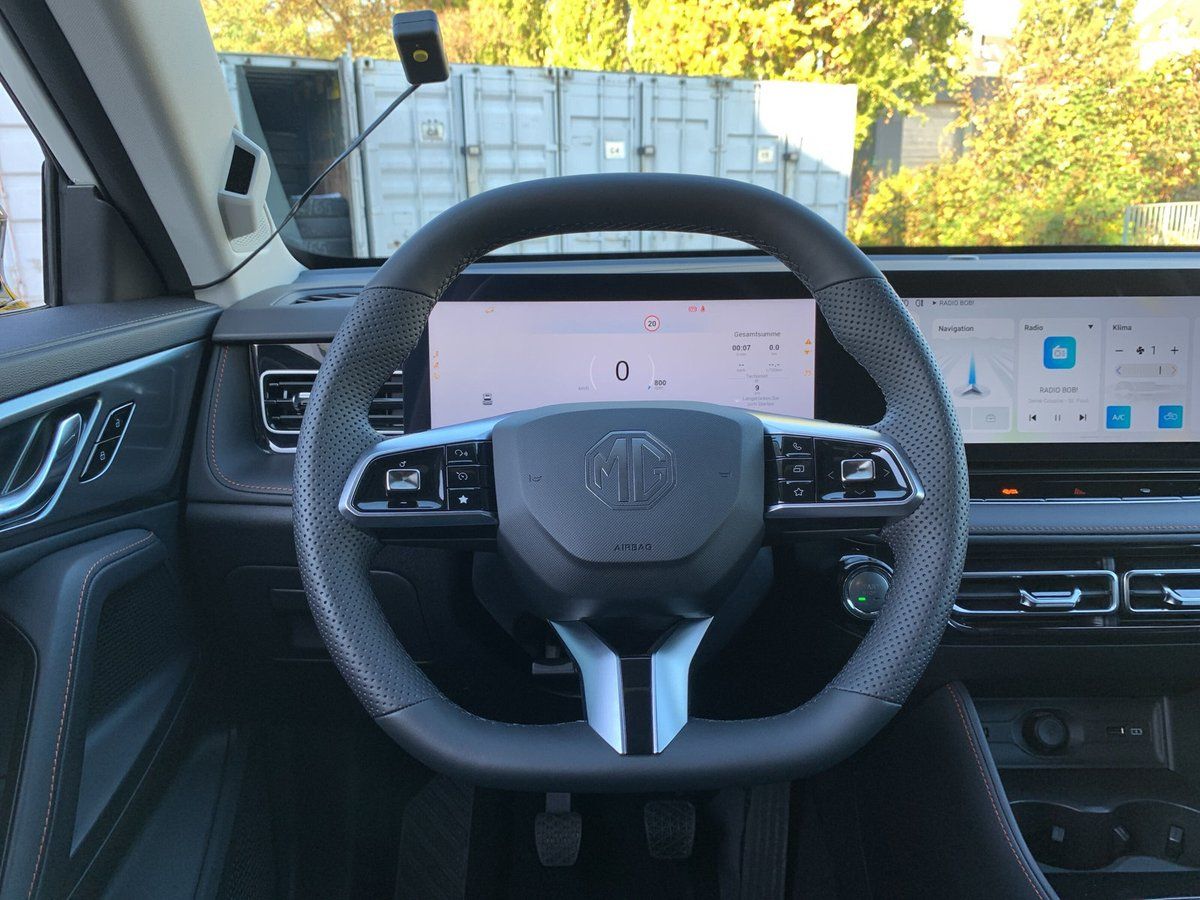 MG HS - Bild 15