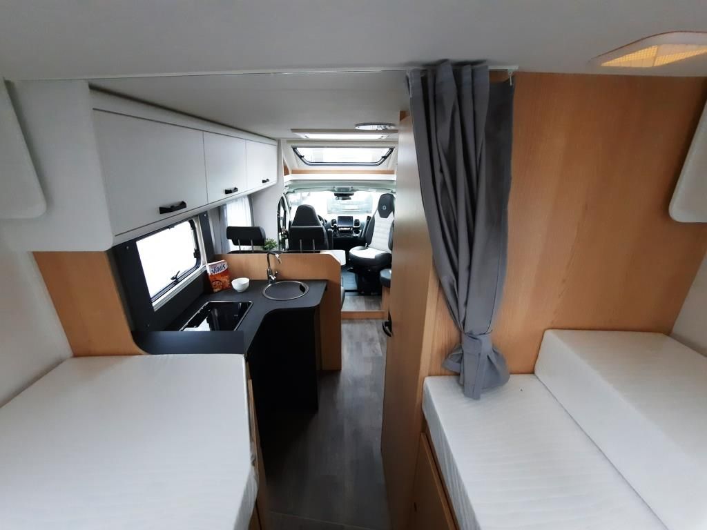 Fahrzeugabbildung Sunlight T 67S Adventure Edition Verfüg./Sparen Sie 5.086