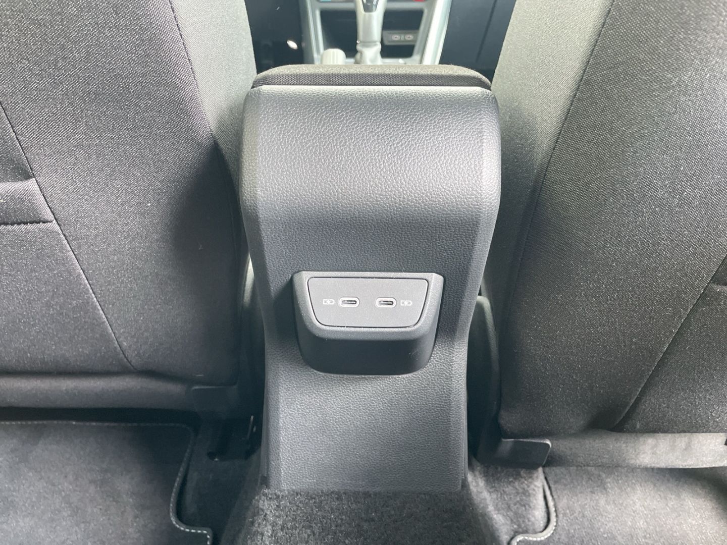 Taigo 1.5 TSI DSG R-Line Kamera/AHK/ACC/Navi Pro