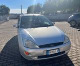 Ford Focus 1.8 TDCi 115CV SW Zetec - ASI - Ford Focus aus 2001 mit Diesel-Antrieb