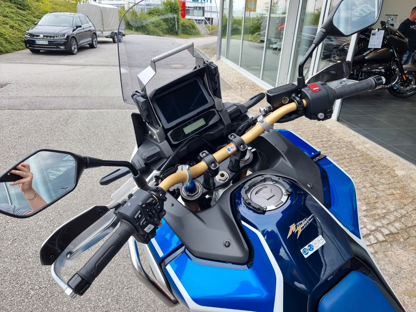 Fahrzeugabbildung Honda CRF 1100 ADV Sports ES Quickshifter viel Zubehör