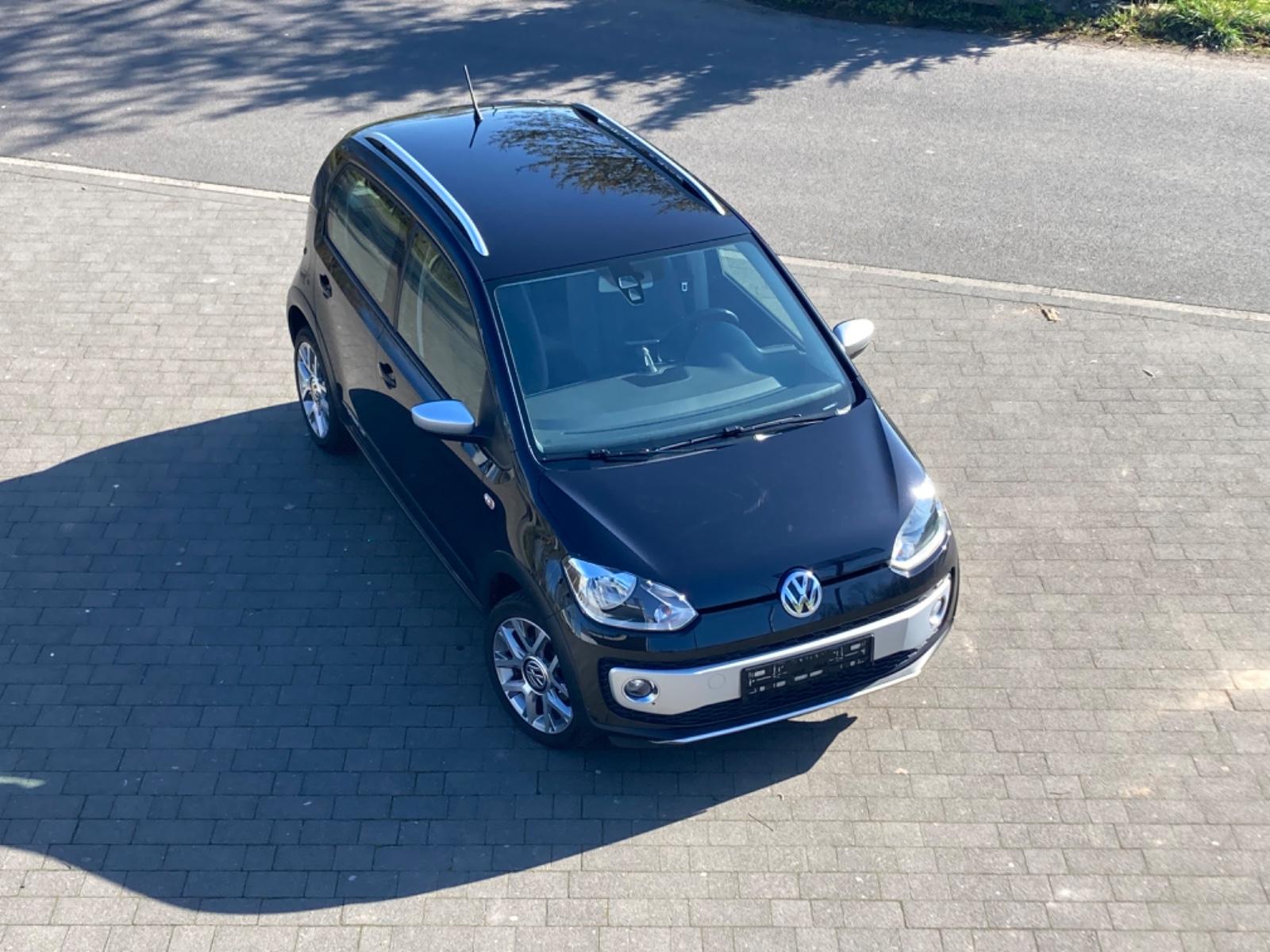 Volkswagen up! cross up!