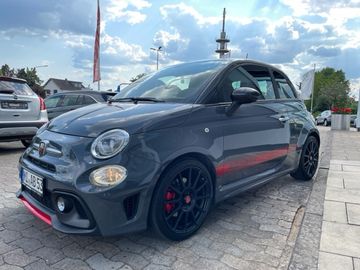 Fahrzeugabbildung Abarth 695 XSR Yamaha Limited Edition, Leder, Akrapovic