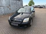 Toyota Avensis Kombi 2.2 D-4D - Toyota Avensis aus 2006: D4d
