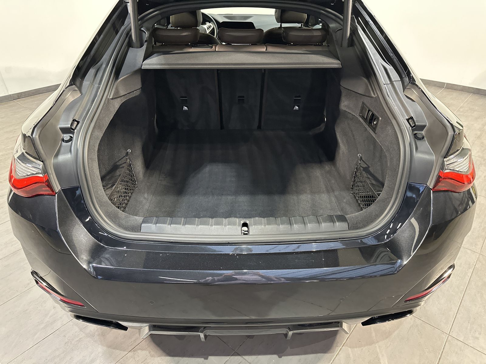 Fahrzeugabbildung BMW M440i Gran Coupé xDrive NAV+LED+HEAD-UP+AHK+19ZO