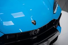 Urus 4.0 V8 SE 2026 BLUE PANO CARBON B&amp;O