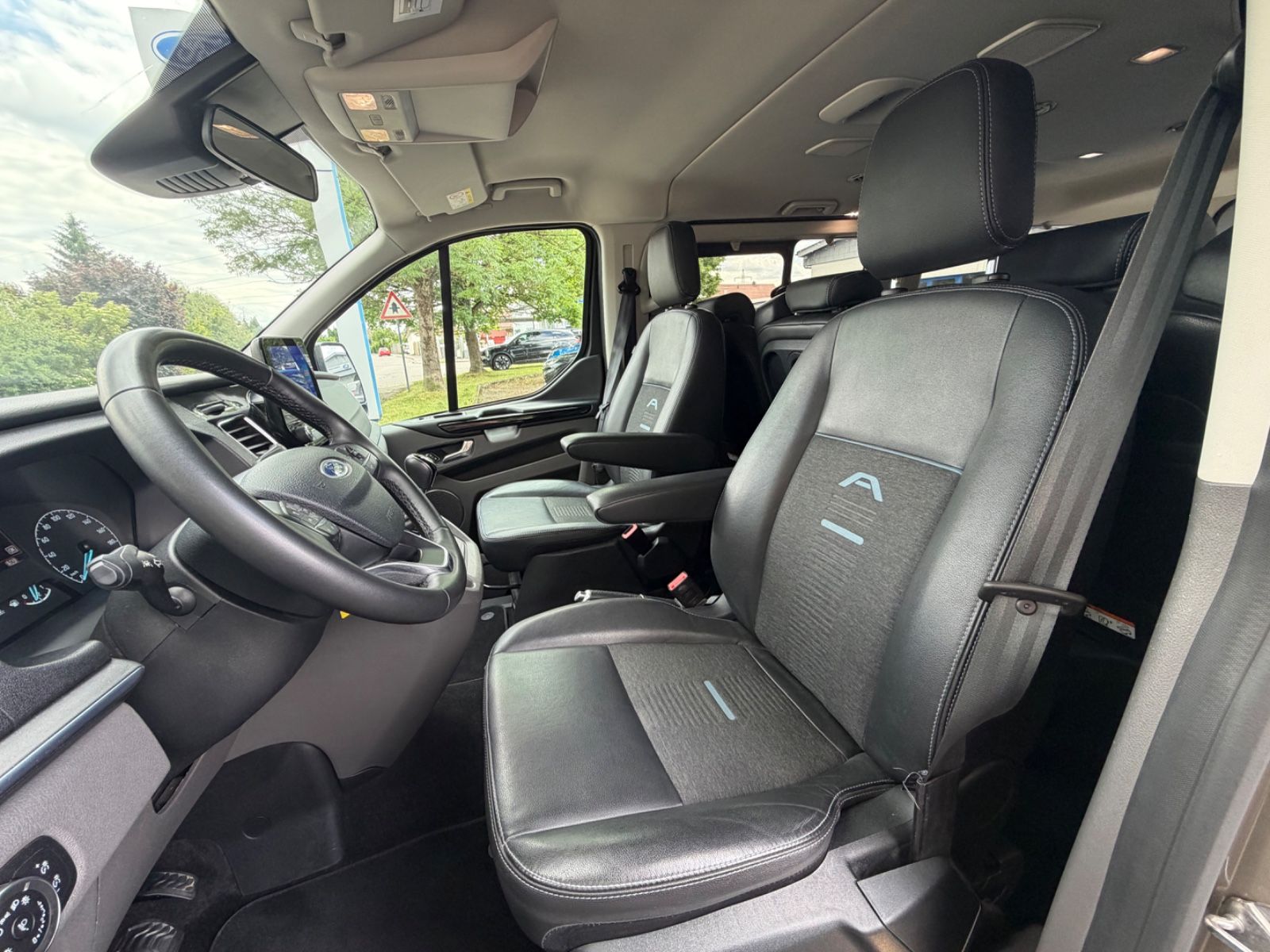 Ford Tourneo Custom Active X foto 12