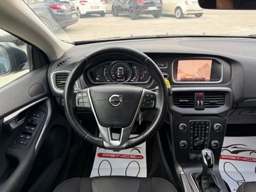 Volvo V40 - 9