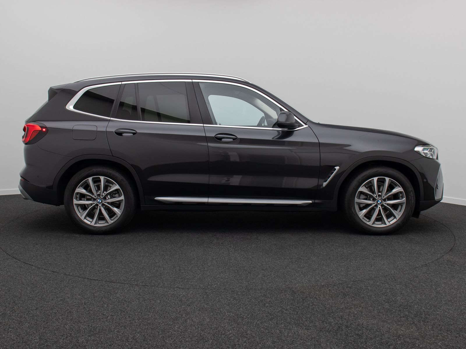 Fahrzeugabbildung BMW X3 xD20d Alarm DAB Kamera Leder Sport HiFi 19"