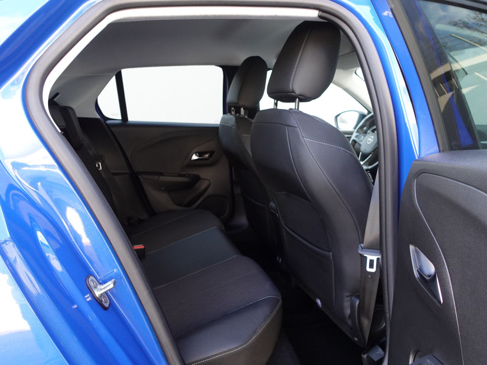 Fahrzeugabbildung Opel Corsa-e Elegance,Navi,Matrix,3-phasig,Sitzhzg