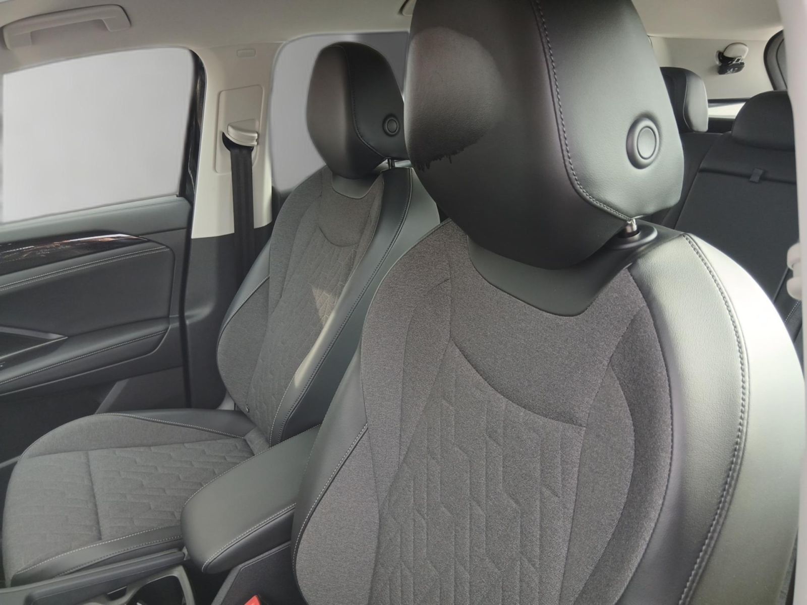 Volkswagen Tayron - Bild 12