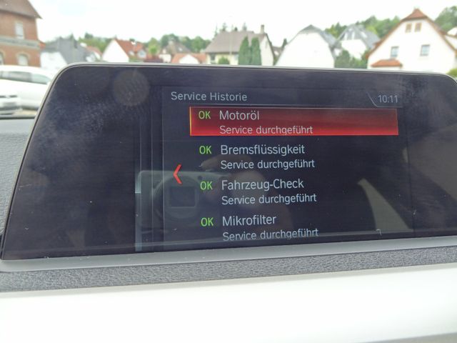 Fahrzeugabbildung BMW 318d Advantage/2.Hd/Navi/LED/AHK/SitzH/TopZust/