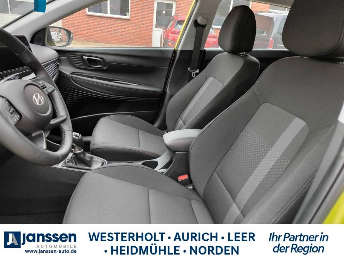 Fahrzeugabbildung Hyundai i20 Trend/PDC hinten/Navi/Rückfahrkamera/Sitzhei