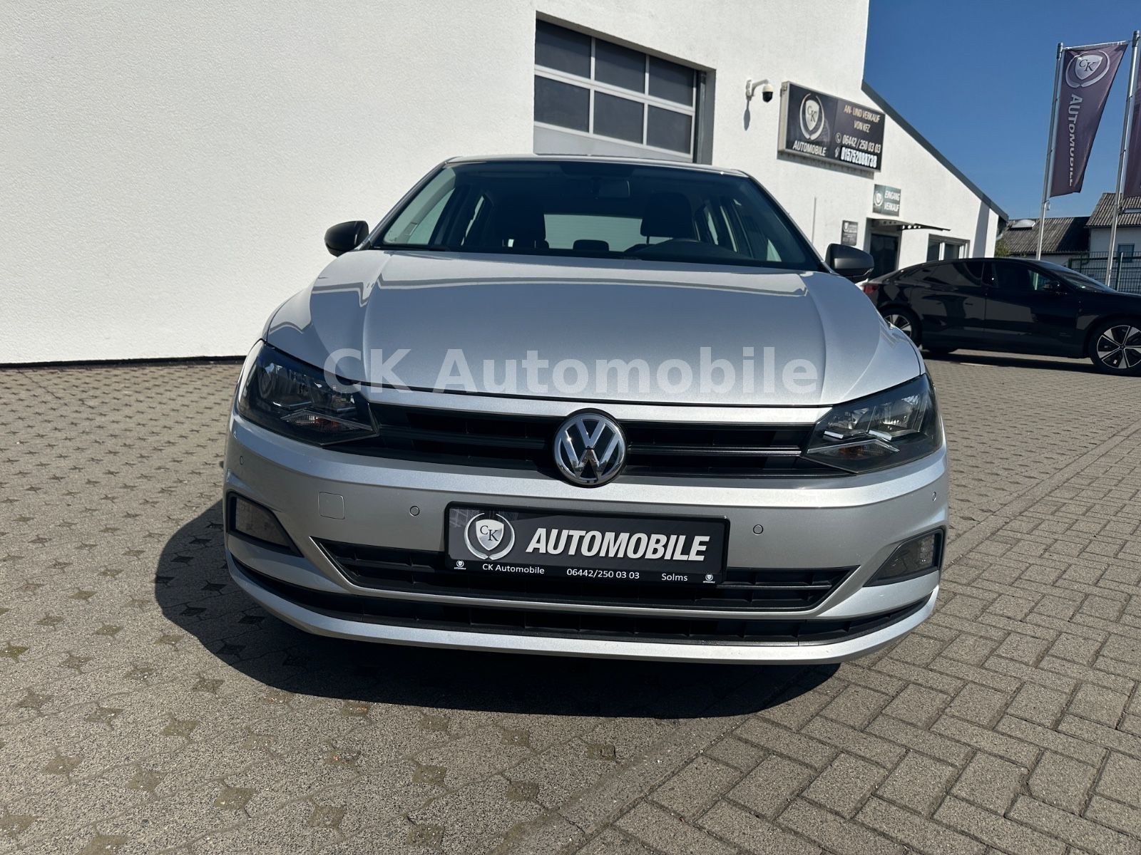 Fahrzeugabbildung Volkswagen Polo VI Trendline 1.0 BMT/Klima/Navi/PDC