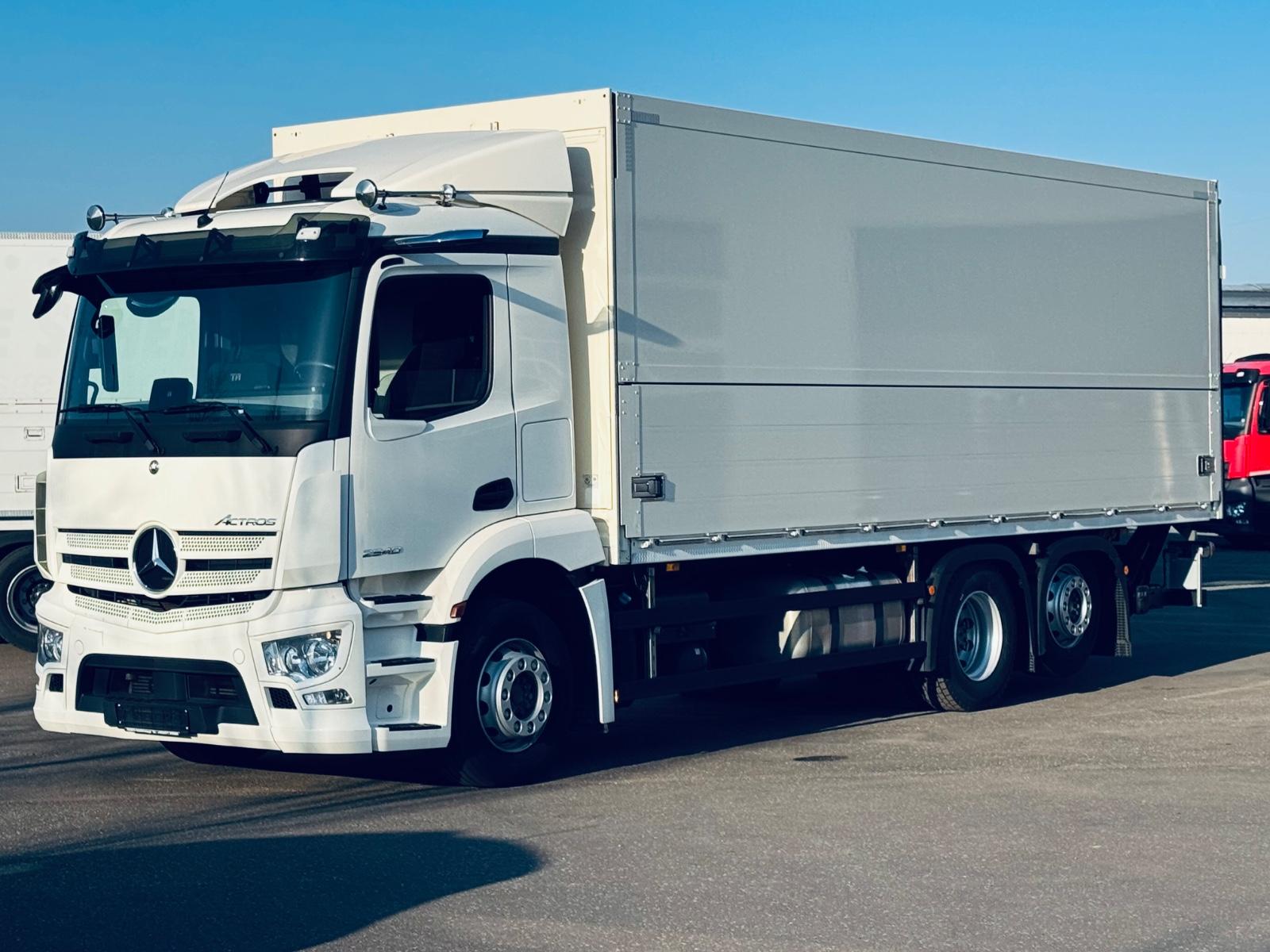 Mercedes-Benz ACTROS 2540 L / AHK / NAVI / LBW