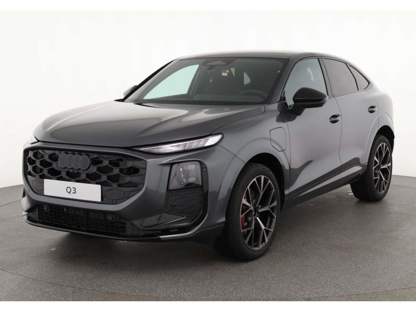 Audi Q3 Sportback e-hybrid S Tronic LP: 74.723,- /AHK foto 2