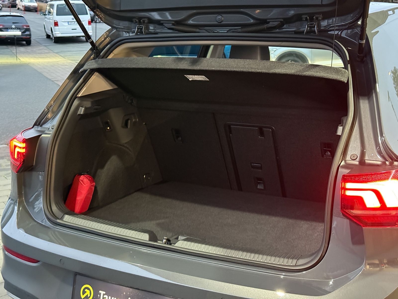 Volkswagen Golf - Bild 8