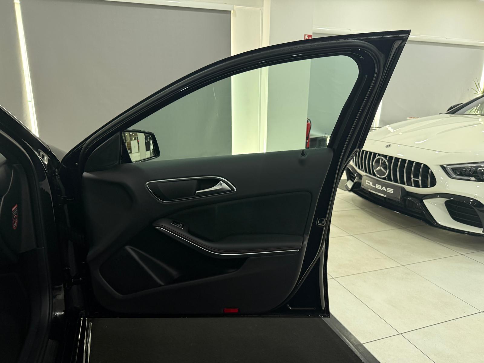 Mercedes-Benz A 180 BE AMG-LINE*PANORAMA*NIGHT*LED*SHZ*2.HAND*
