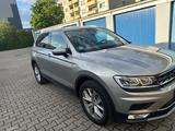 Volkswagen Tiguan 2.0 TDI DSG Highline 4Motion Standheizung - VW Tiguan Gebrauchtwagen in Nürnberg