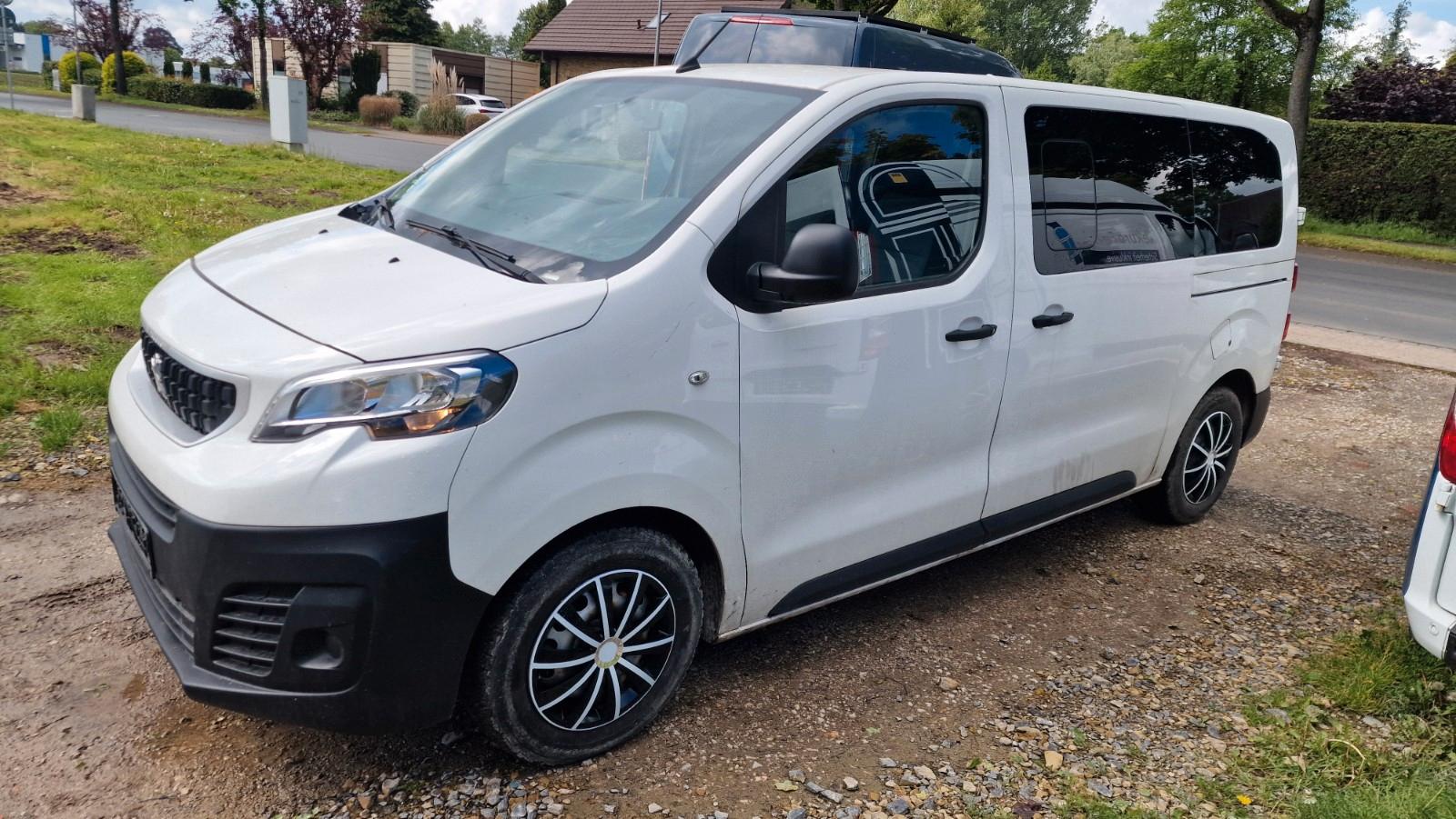 Peugeot Expert Kombi  9 Sitze Klima Navi 193 TKM Mod. 21
