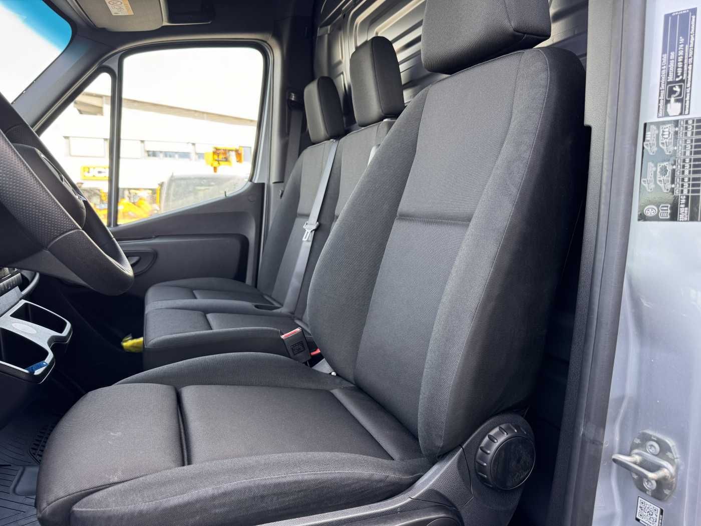 Fahrzeugabbildung Mercedes-Benz Sprinter 317 CDI 3665 Klima Kamera MBUX Schwing