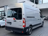 Opel Movano L2H2 | Klima | Sitzheizung | AHK | MwSt. - silberne Opel Movano