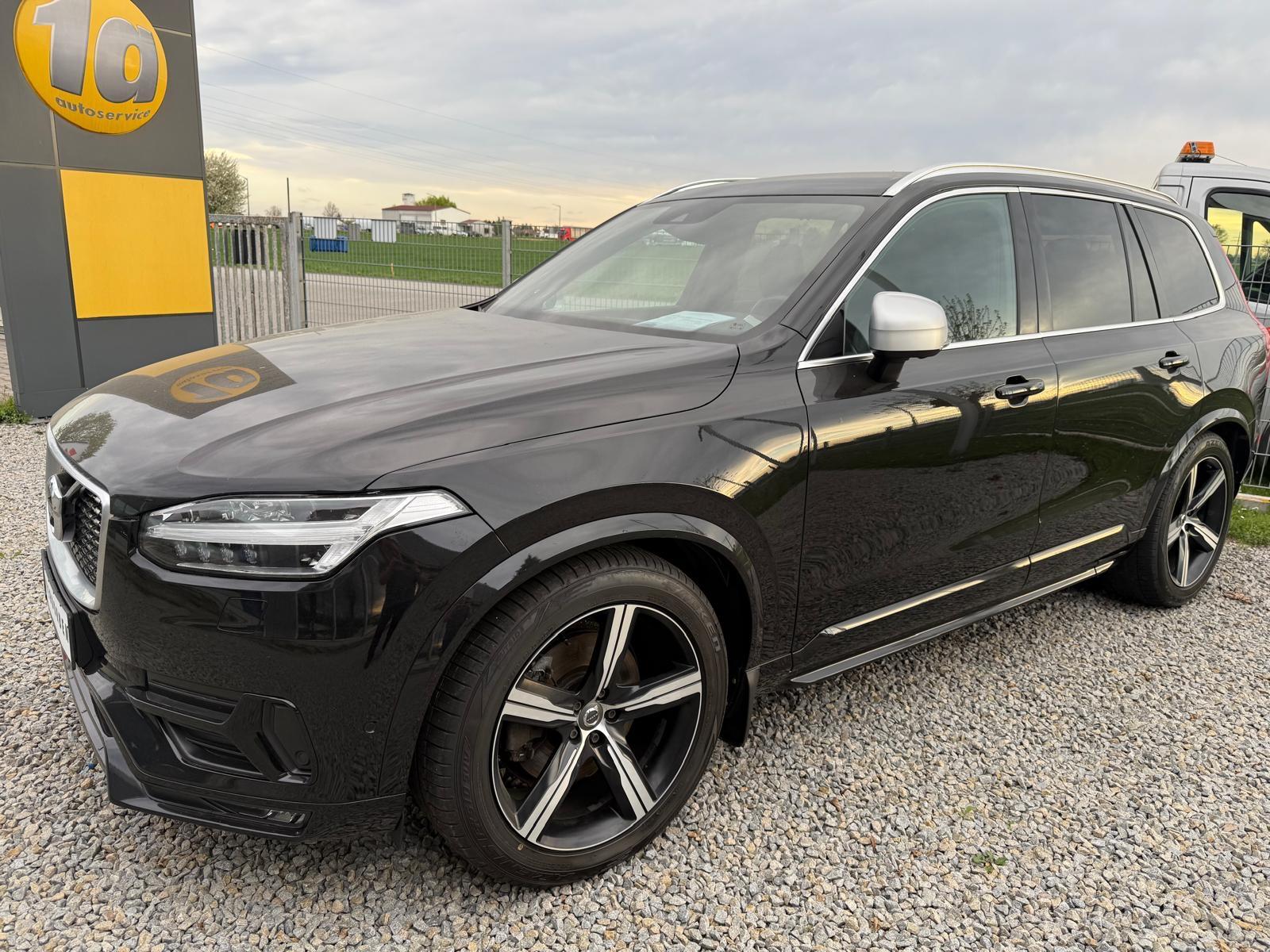 Volvo XC 90  R Design Luftfahrwerk 7-Sitze Unfallfrei