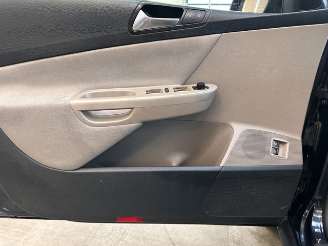 Volkswagen Passat Variant Comfortline *AHK*Klima*SHZ*PDC*