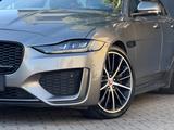 Jaguar XE P250 R-DYNAMIC BLACK Automatik R-DYNAMIC ... - Jaguar XE aus 2022