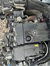 Mercedes-Benz Mercedes benz w203 motorra - Mercedes-Benz W203