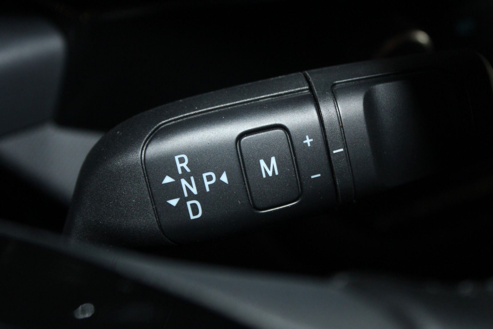 Fahrzeugabbildung Ford NUGGET L2 Active 40 JAHRE EDITION Aufstelldach