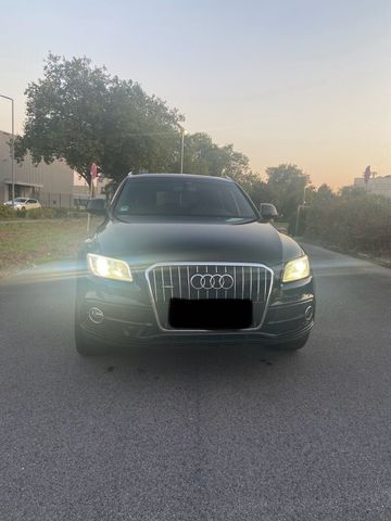 Audi Q5 schwarz Automatik Quattro TDI TÜV NEU