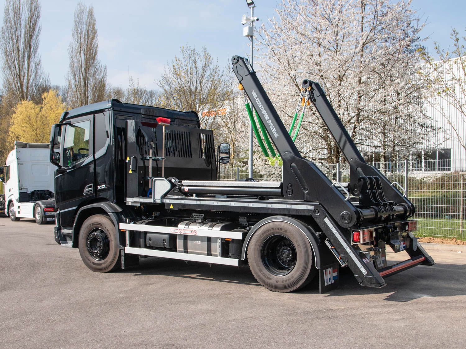 Fahrzeugabbildung DAF XD 410 FA Absetzkipper