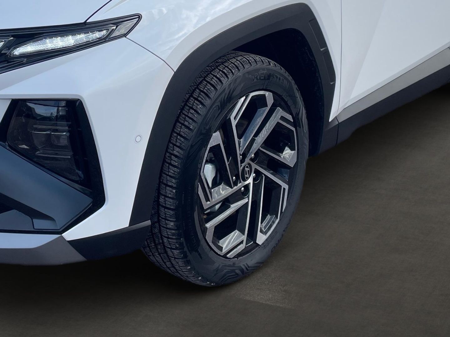 Fahrzeugabbildung Hyundai Tucson Prime Plug-In Hybrid1.6 T-GDI 4WD ASSISTE