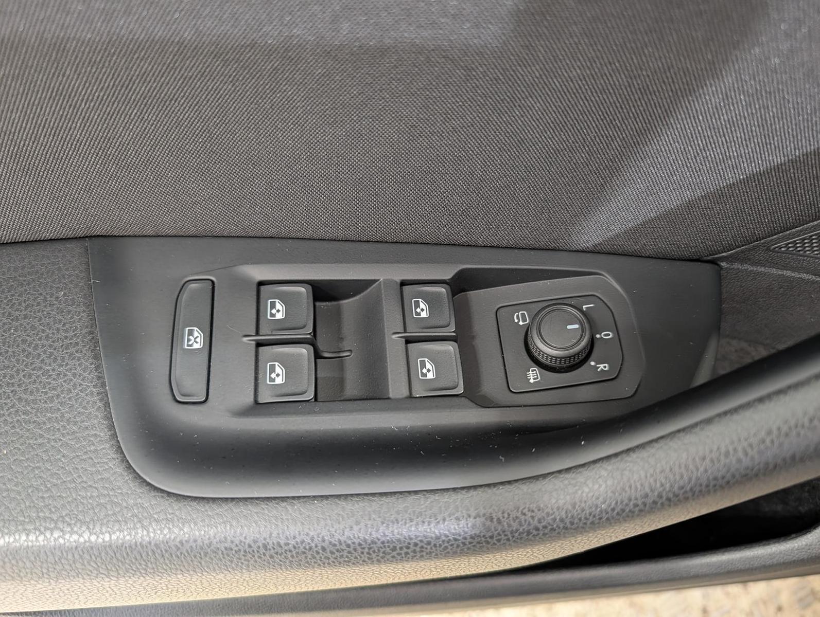 Volkswagen Passat 1.5 TSI DSG LED Navi Winter ACC S, миниатюра 20