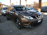 Nissan Qashqai 1.2 DIG-T N-Connecta - Nissan Qashqai mit Benzin-Antrieb: Kombi
