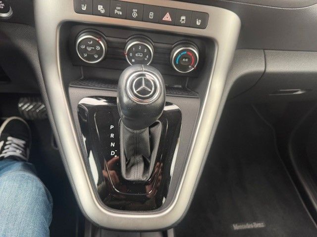 Fahrzeugabbildung Mercedes-Benz T-Klasse 180 CDI LED ALCANTARA KAMERA AUTOMATIK