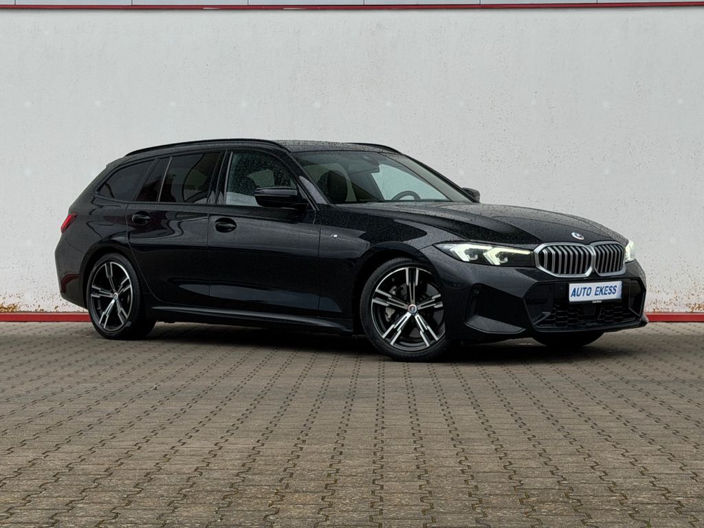 Image of BMW 330