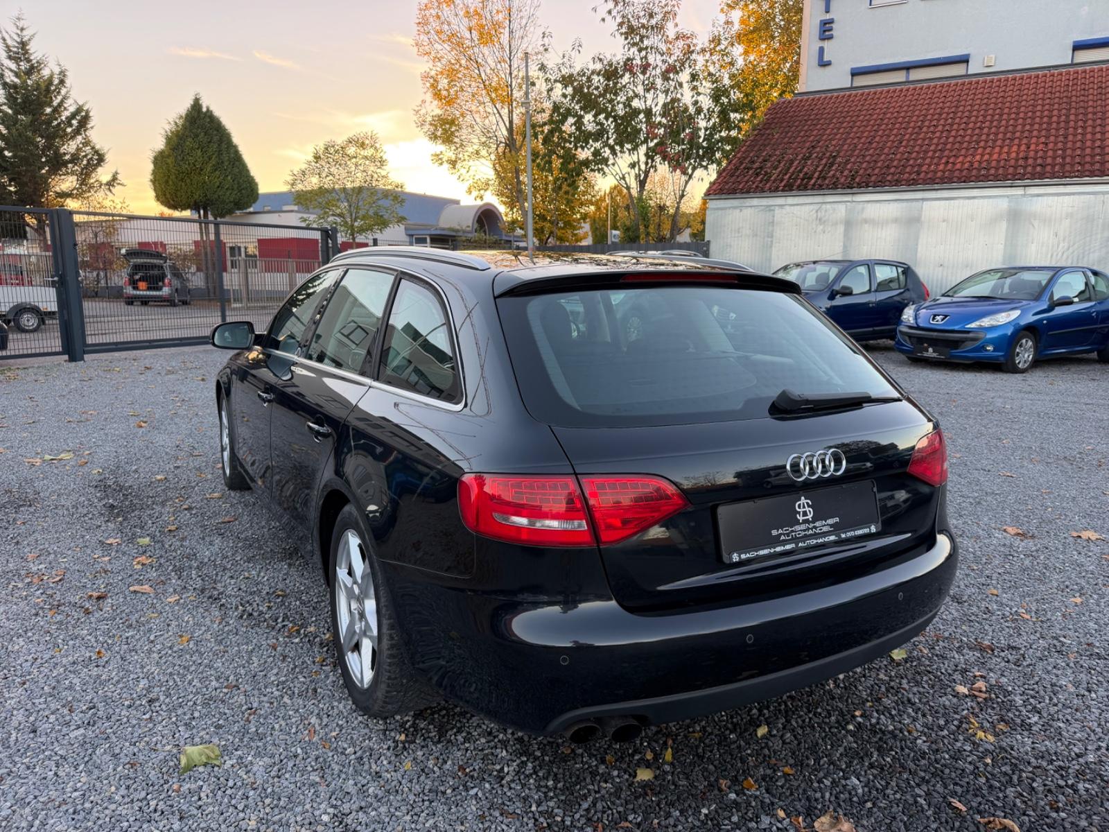 Audi A4 2009 — photo 10