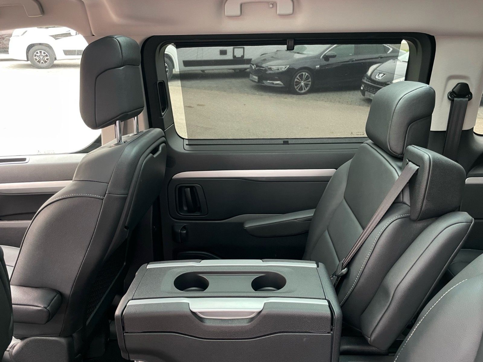 Fahrzeugabbildung Fiat Ulysse 100 kW 75kWh Lounge L2 / Panorama /Kamera