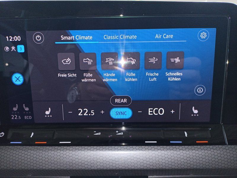 Fahrzeugabbildung Volkswagen Golf VIII  1.4 eHybrid DSG GTE