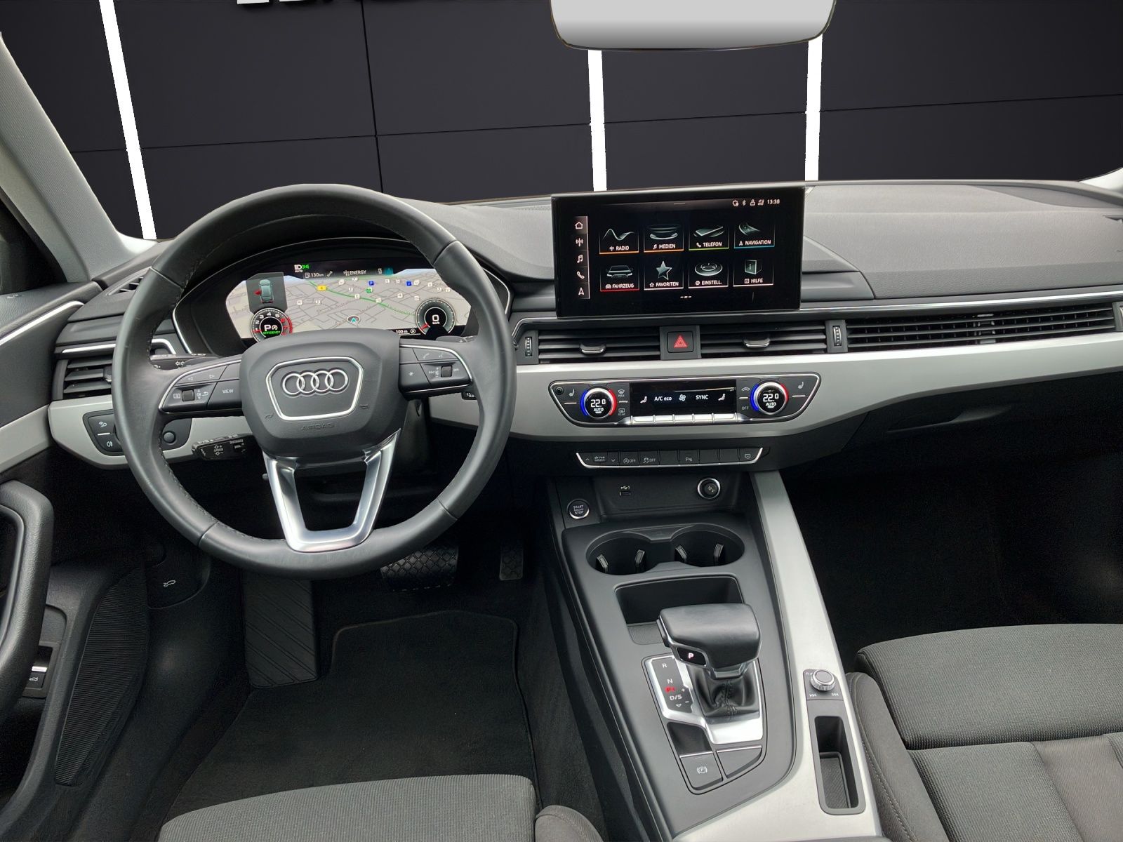 Fahrzeugabbildung Audi A4 Avant 40 TFSI S-tronic S-line LED Navi AVC AC